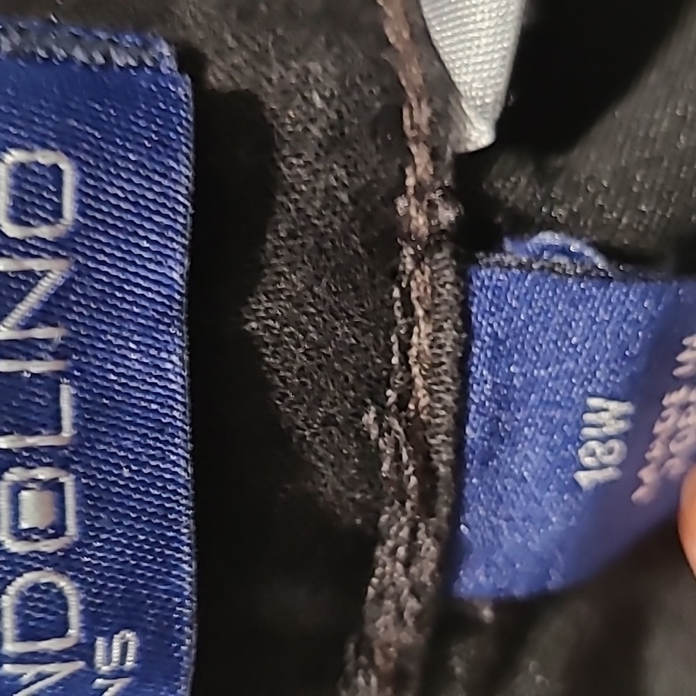 SALE!! Bandolino Jeans - Picture 6 of 11